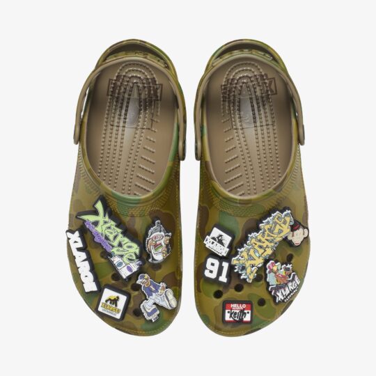 Crocs | X LARGE X CROCS CLASSIC CLOG { CAMO