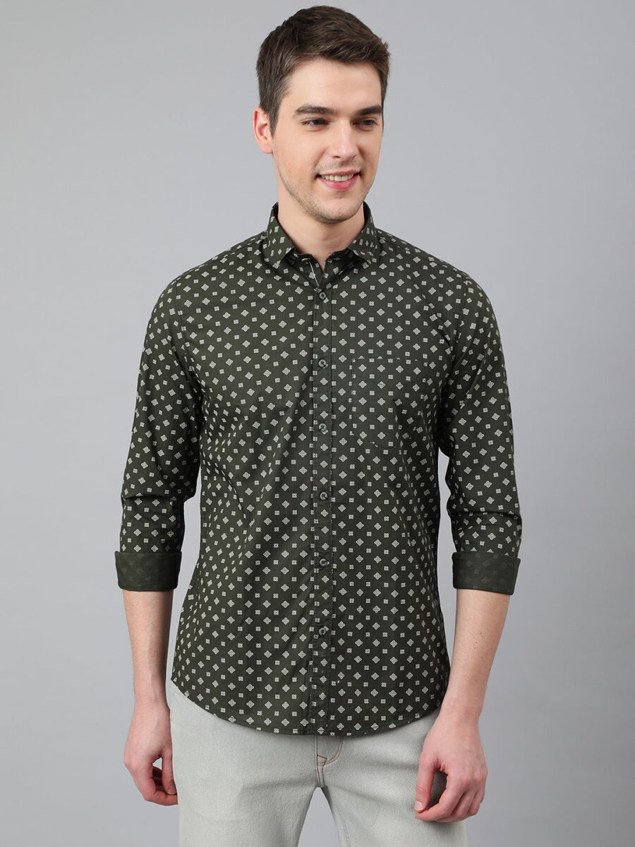 BlackTree Men Olive Standard Fit Printed Casual Shirt