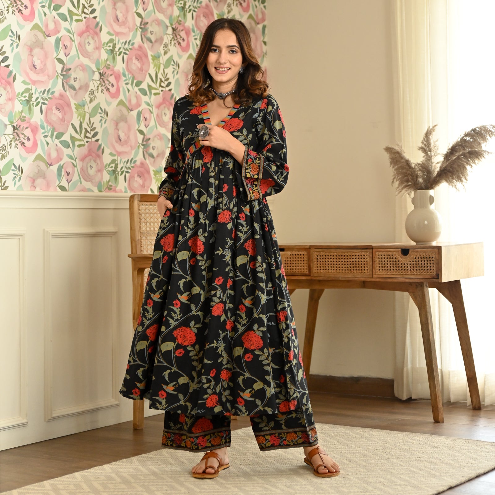 BlackTree Black Front Gathered Kurta Pant Set - view 4