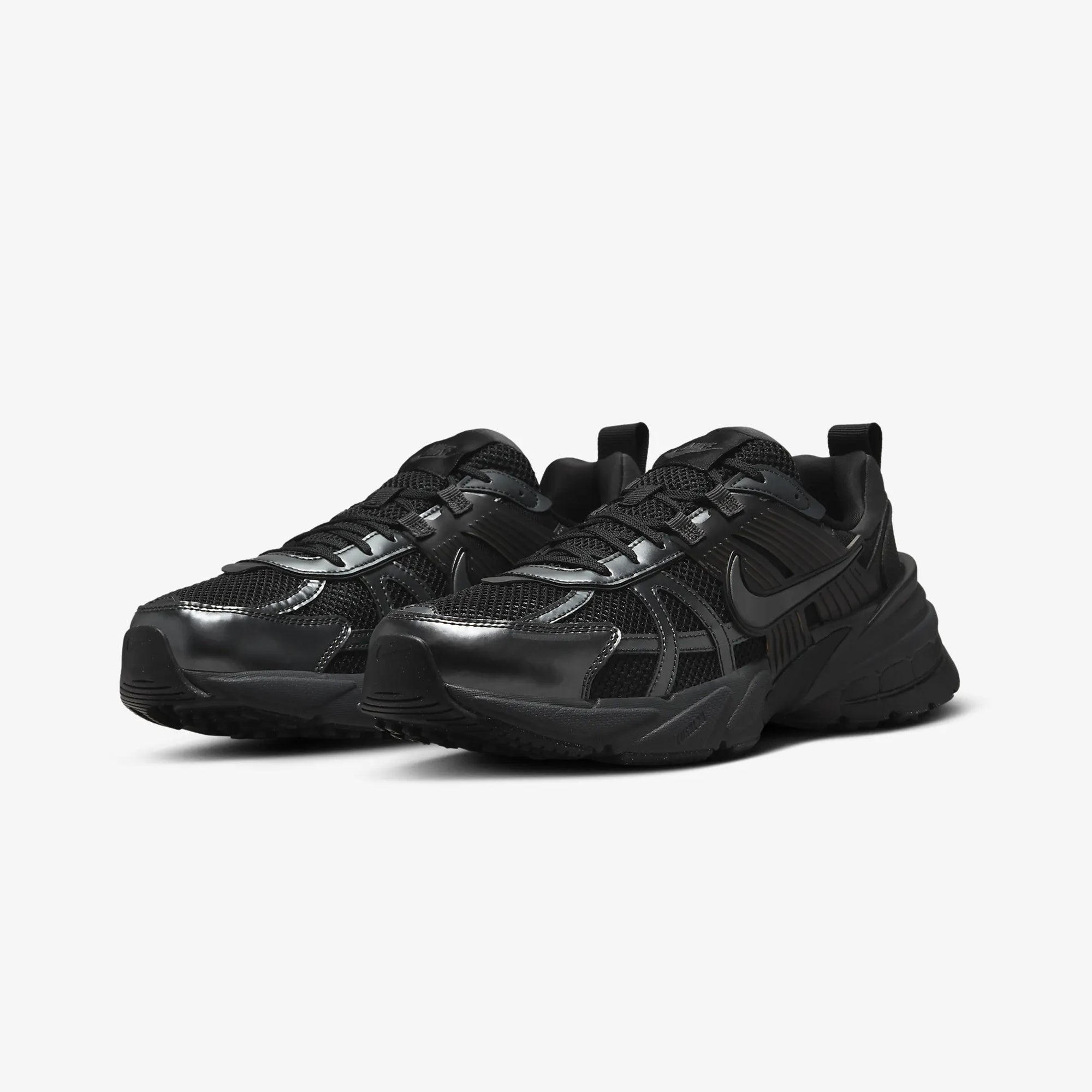 Nike | V2K RUN { BLACK/DK SMOKE GREY-ANTHRACITE - view 2