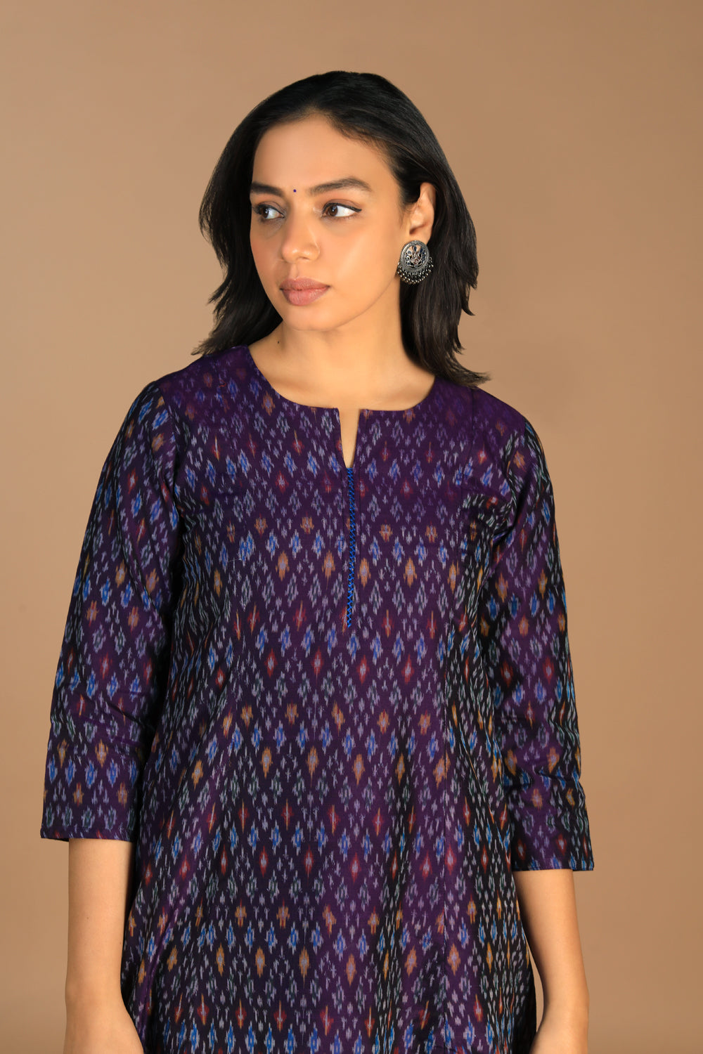 Kalanjali Ethnics Handwoven Pochampally Silk Ikat kurta - view 6