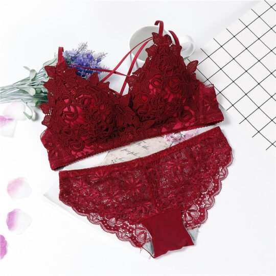 BlackTree Sexy lingerie bra set for new wedding couple..