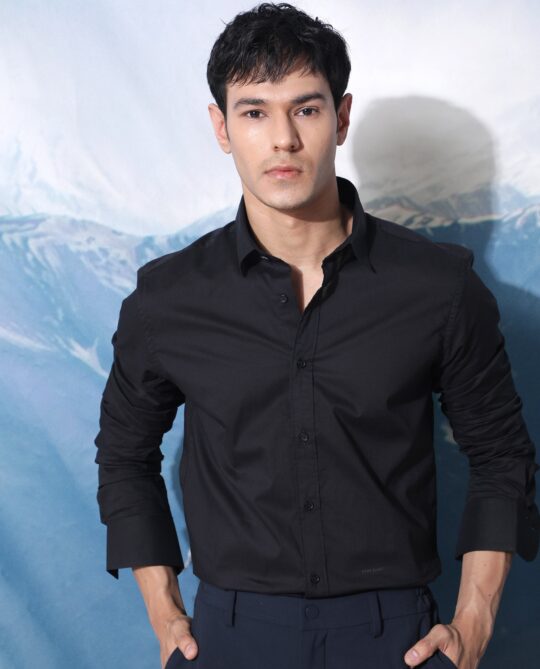 Rare Rabbit Men's Fullslee Black Cotton Fabric Full Sleeves Solid Shirt