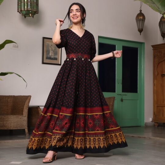 Black maroon fit – BlackTree Black & Maroon Fit and Flare Jumpsuit