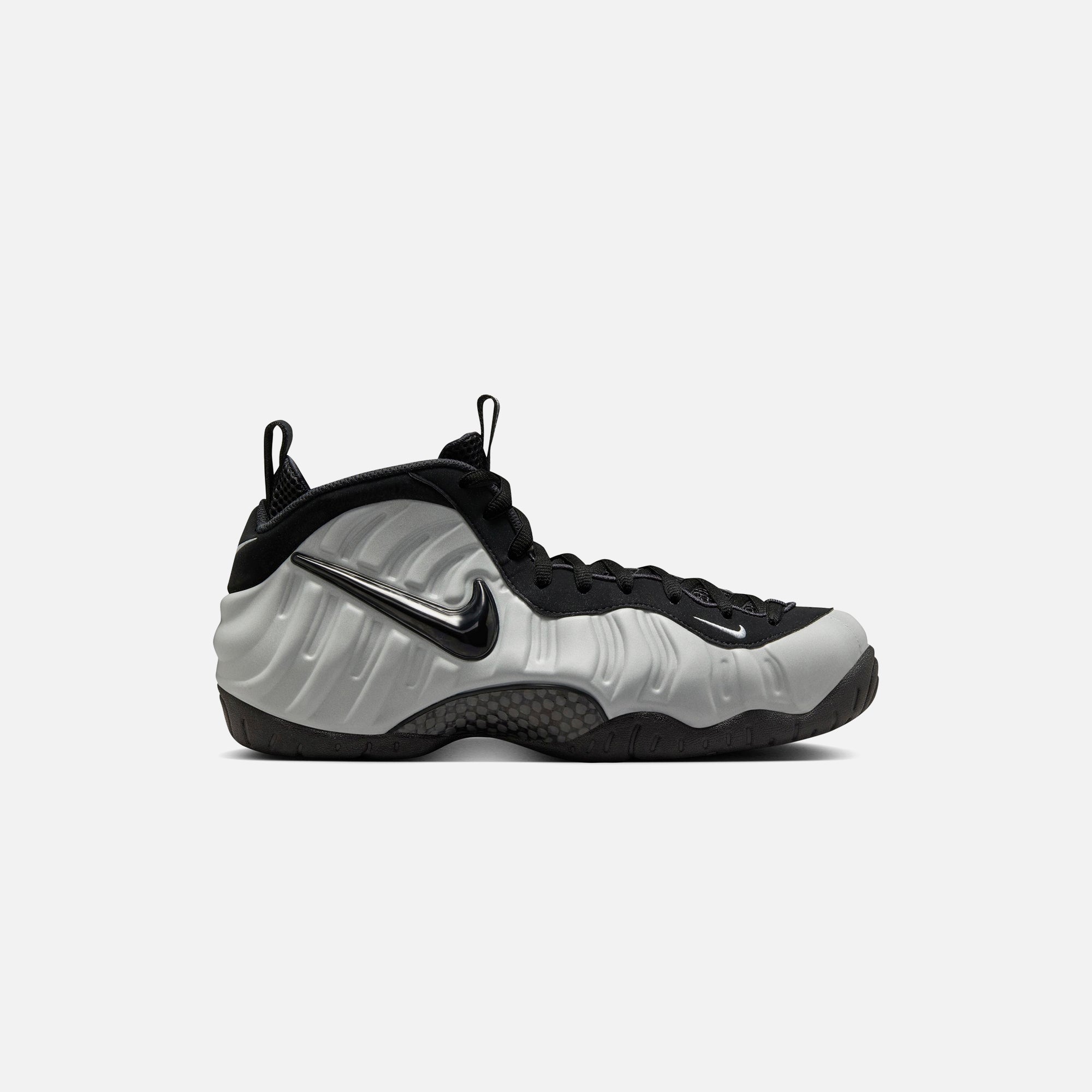 Nike Air Foamposite Pro - Wolf Grey / Black - view 4