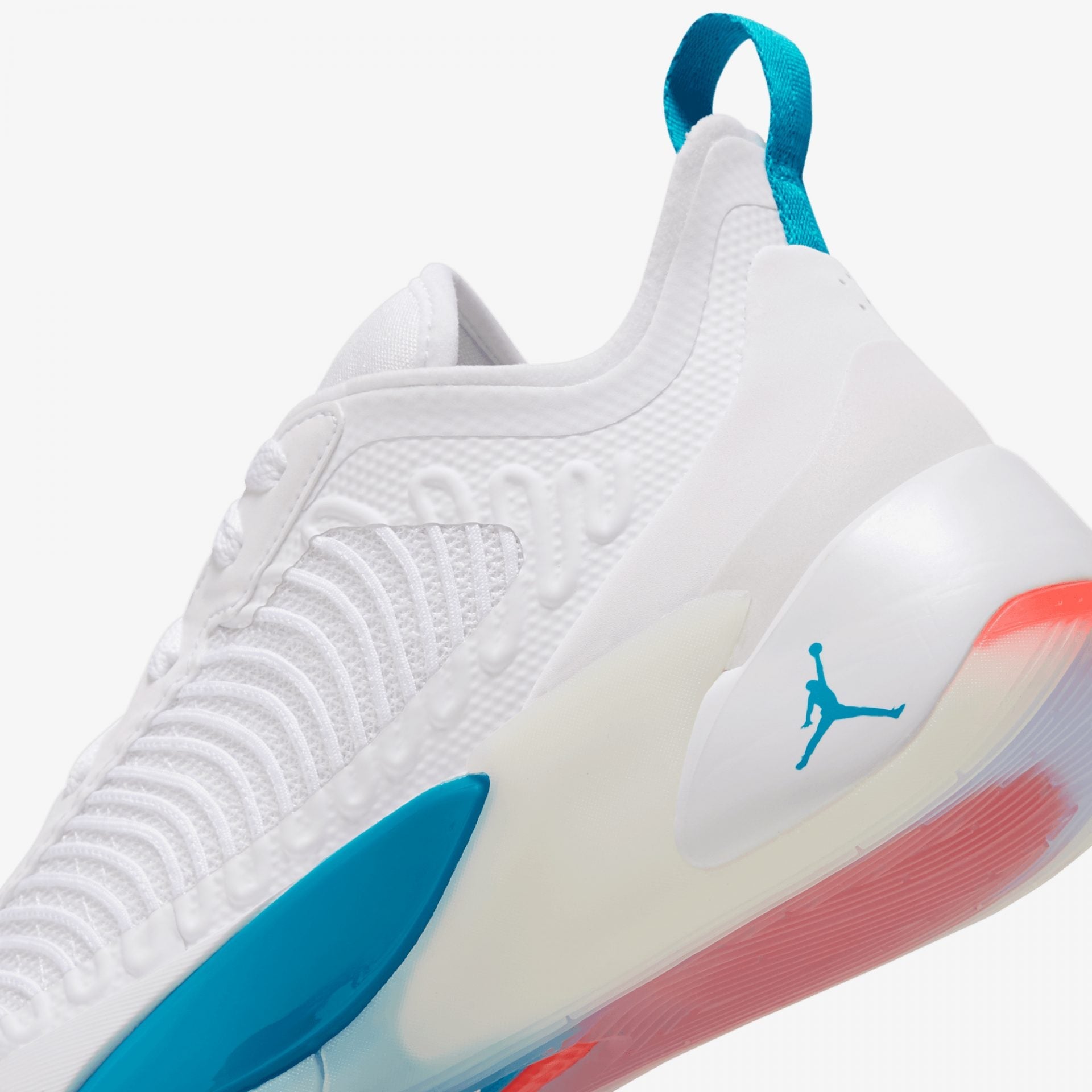 Nike | LUKA 1 PF { WHITE/METALLIC SILVER - view 4