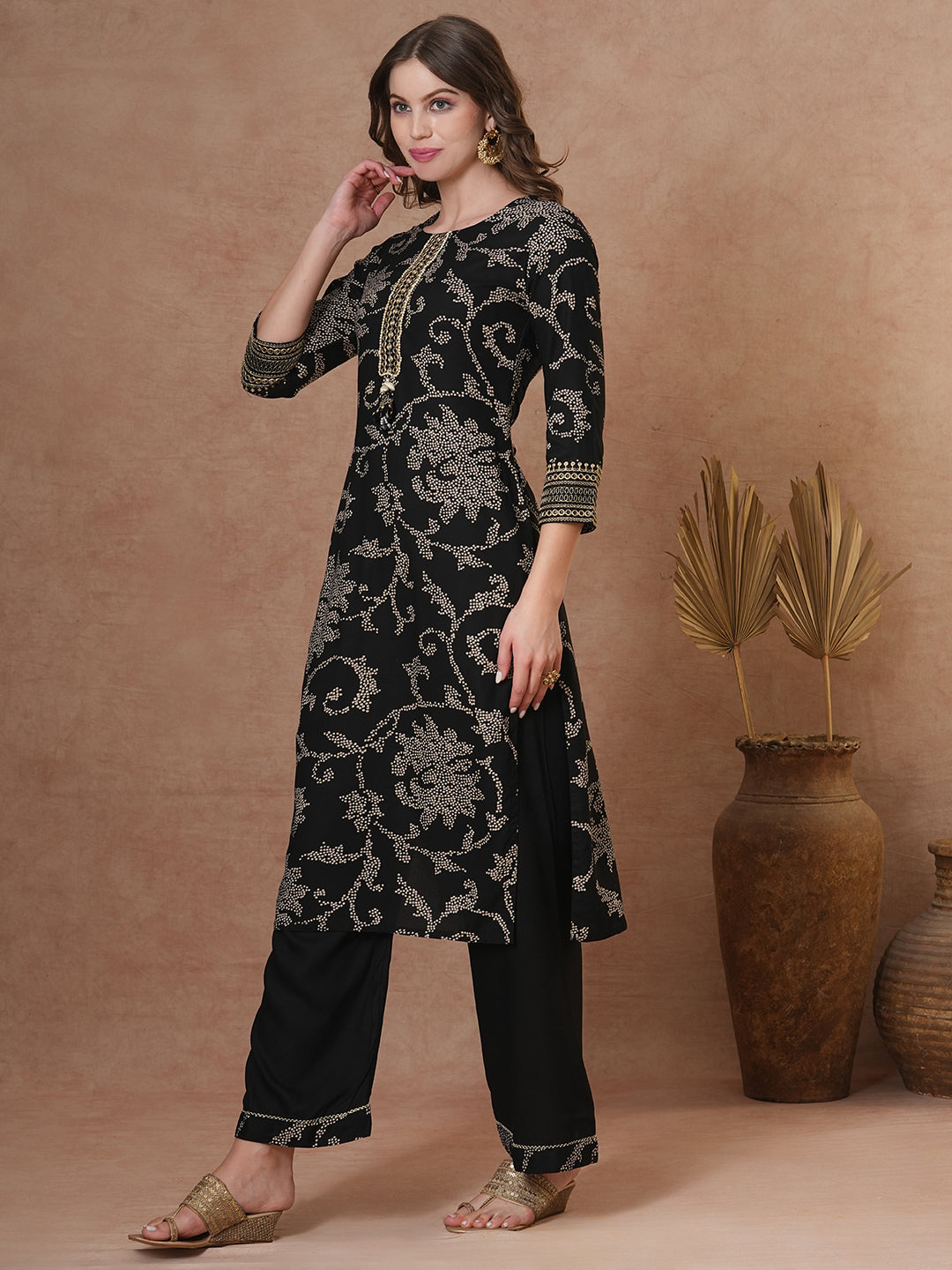 FASHOR Ethnic Bandhani Printed Straight Fit Kurta with Palazzo - Black - view 4