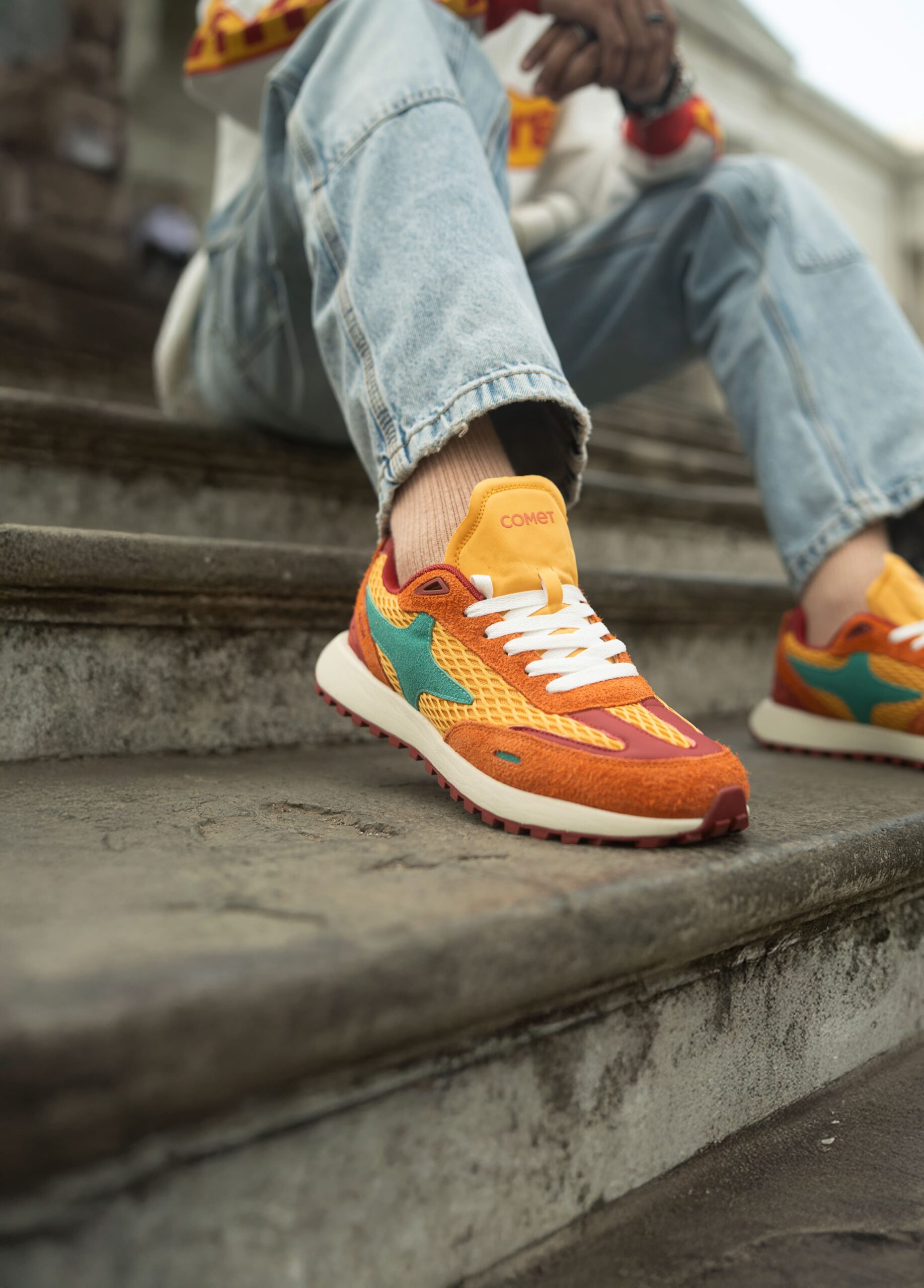 wearcomet Aeon v2 MANGO CHILLI – Delta2 Orange Yellow - view 4