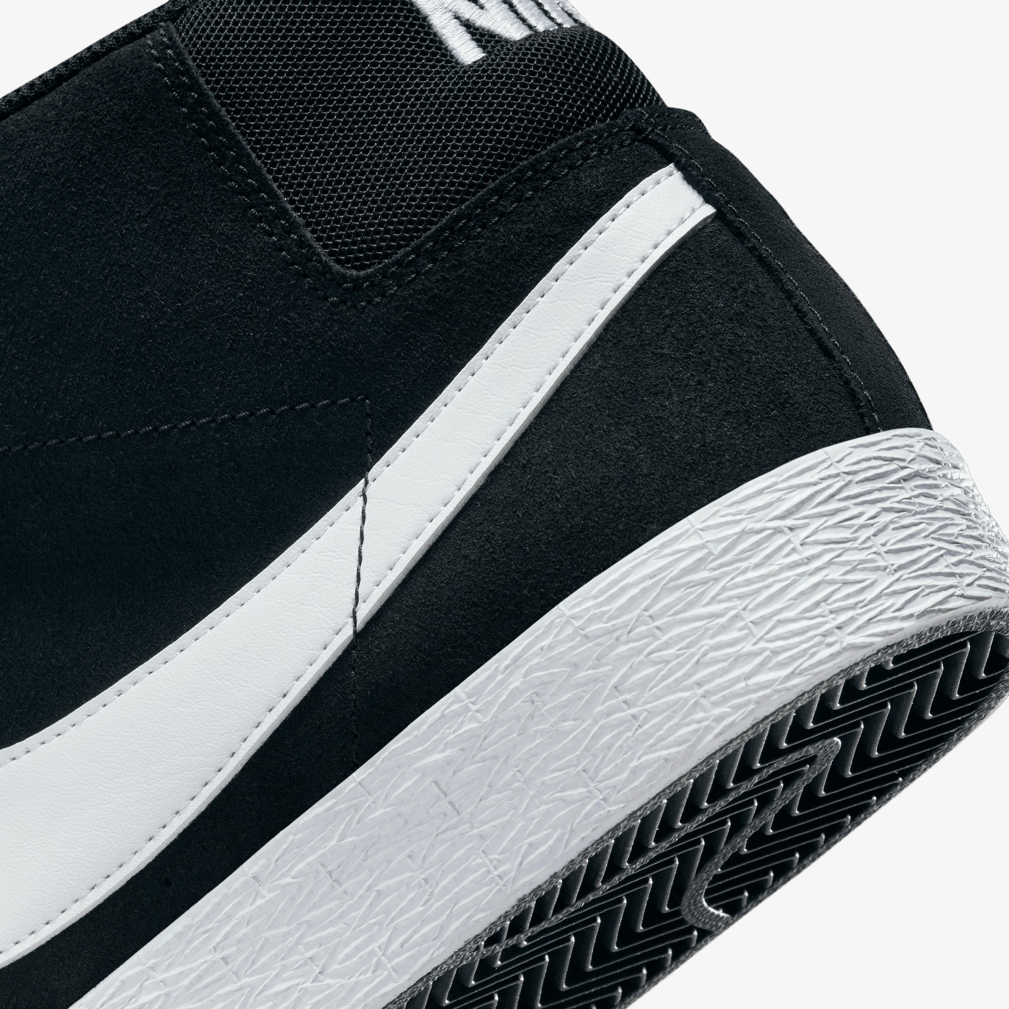 Nike | SB ZOOM BLAZER MID { BLACK/WHITE-WHITE-WHITE - view 6