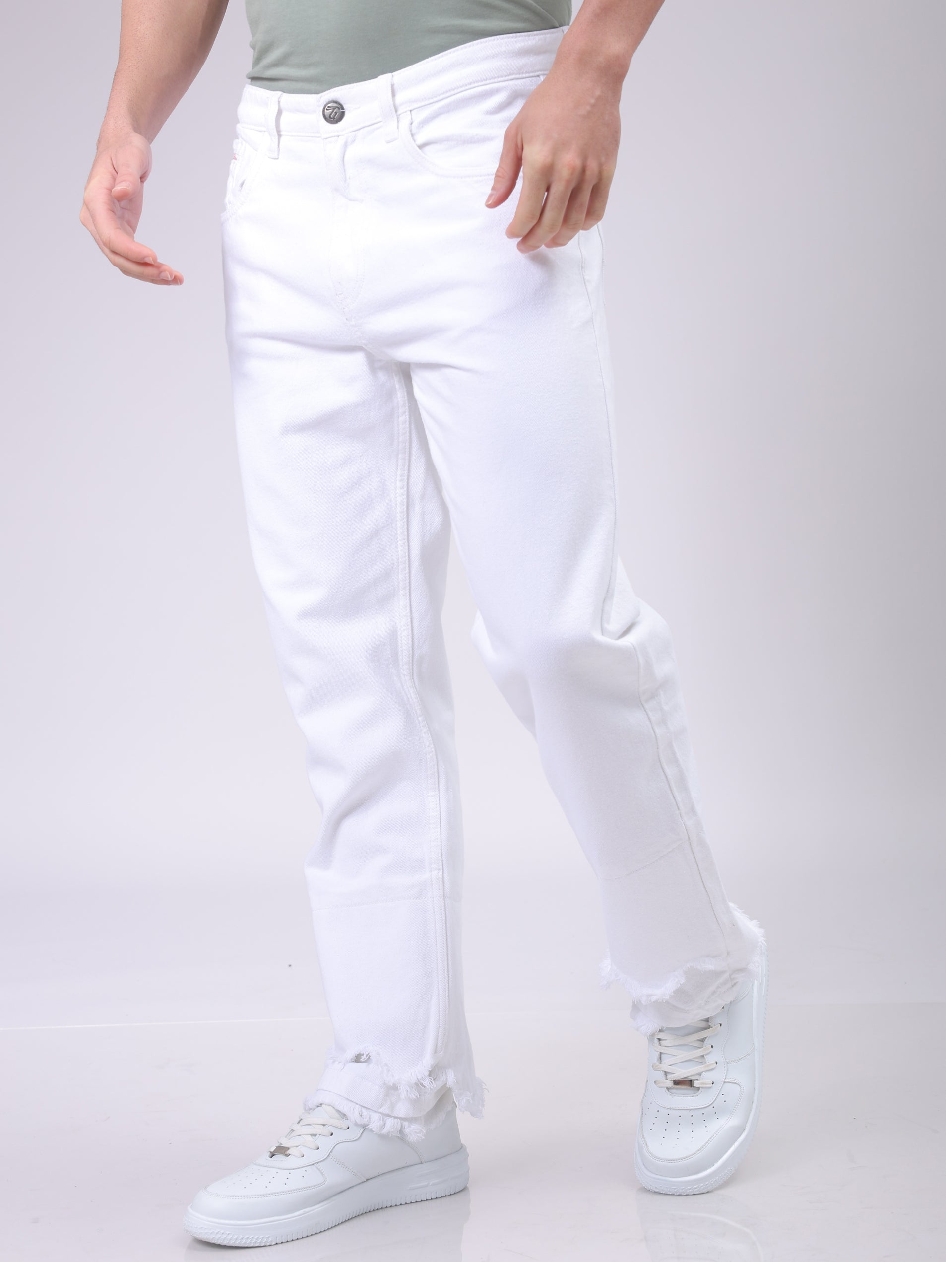 The Indian Garage Co Men's White Vintage Straight Fit Solid Distressed Jeans - view 2