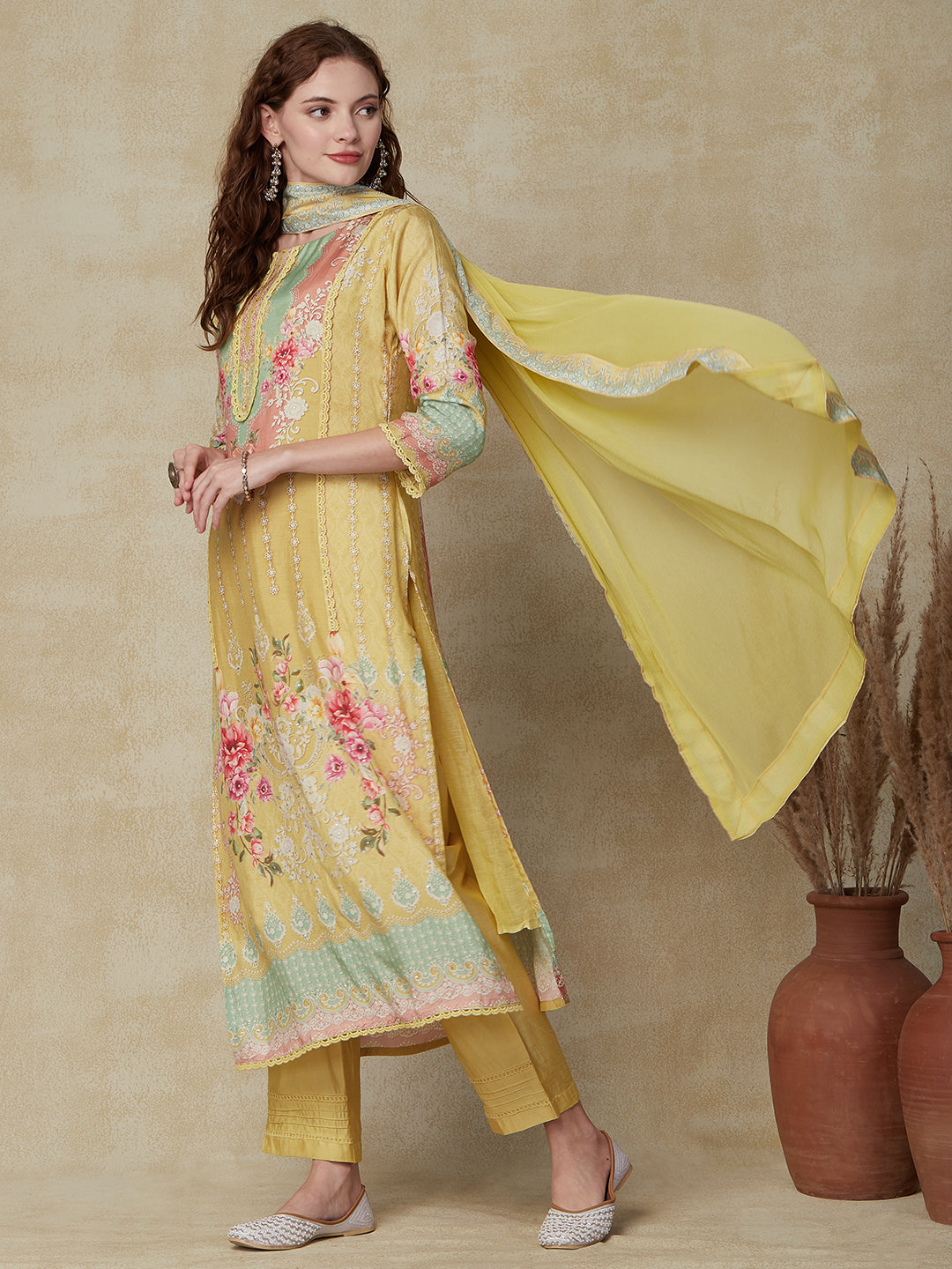 Fashor Floral & Geometric Printed Straight Fit Kurta with Pant & Dupatta - Sheen Green - view 3