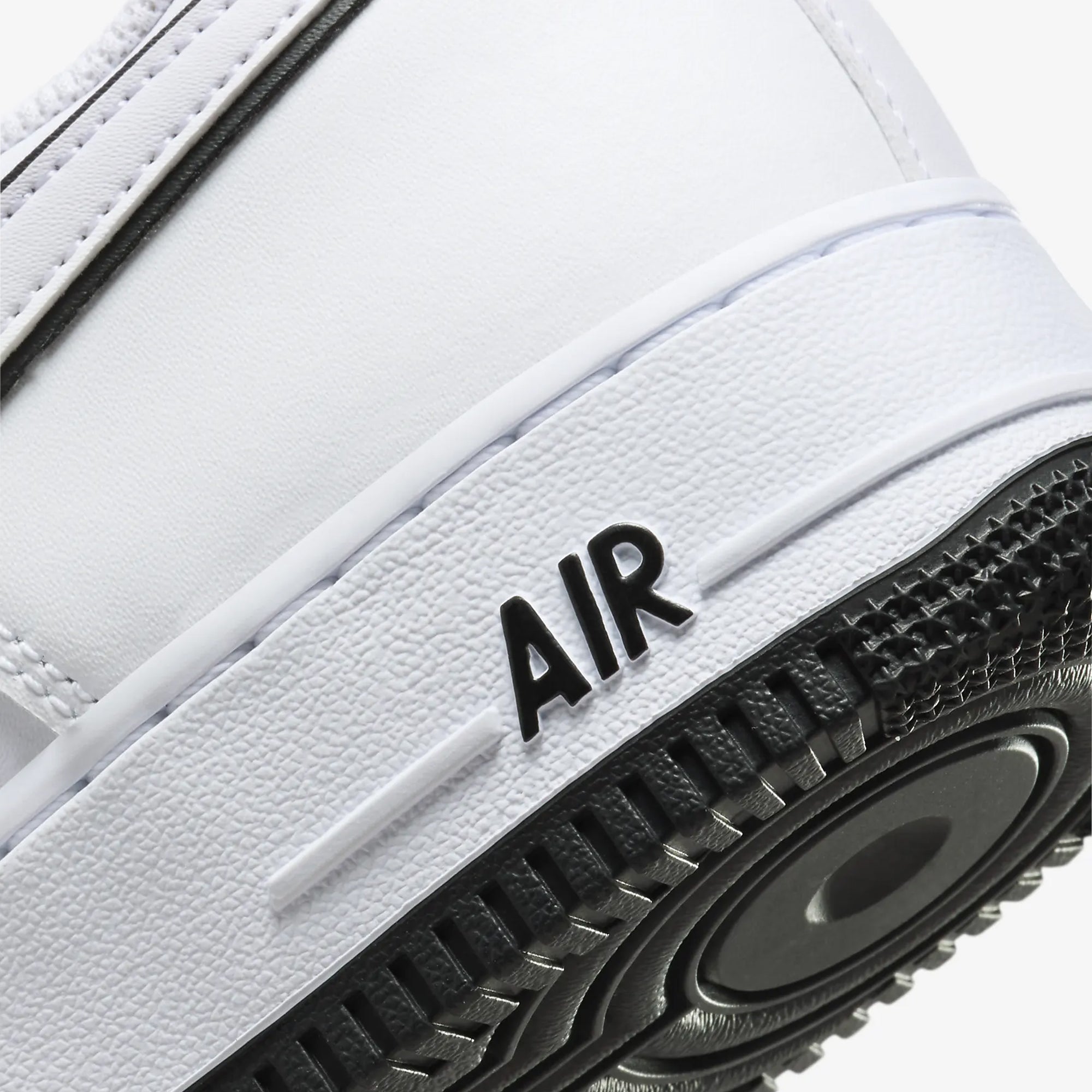 Nike | AIR FORCE 1 '07 { WHITE/BLACK-WHITE - view 4