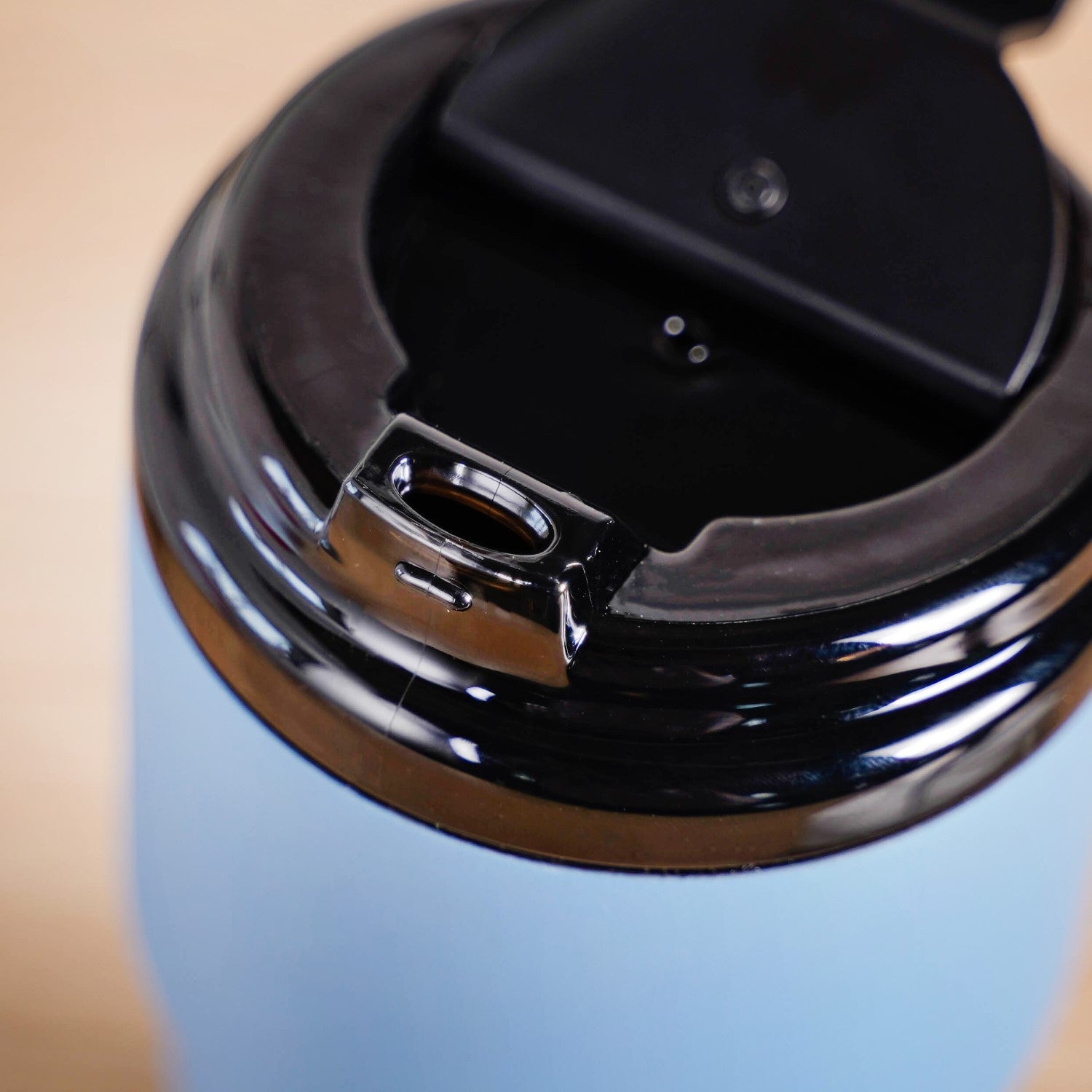 Nestasia Brewster Grande Leakproof Copper Insulated Travel Bottle Azure Blue 680ml - view 8