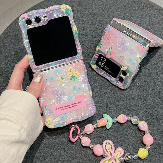 Peeperly Cute Floral Fancy Pattern Case with Charm - Samsung