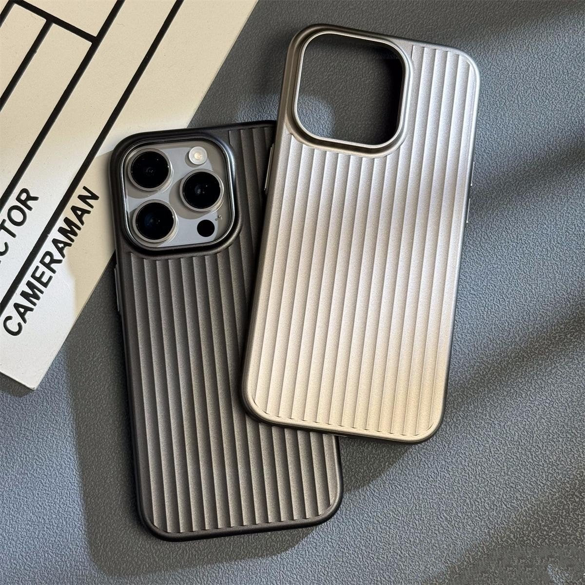 Million Cases Corrugated Pattern Matte Plating Case - iPhone - view 8