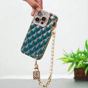 Peeperly Glam Touch Full Diamond Lens Case
