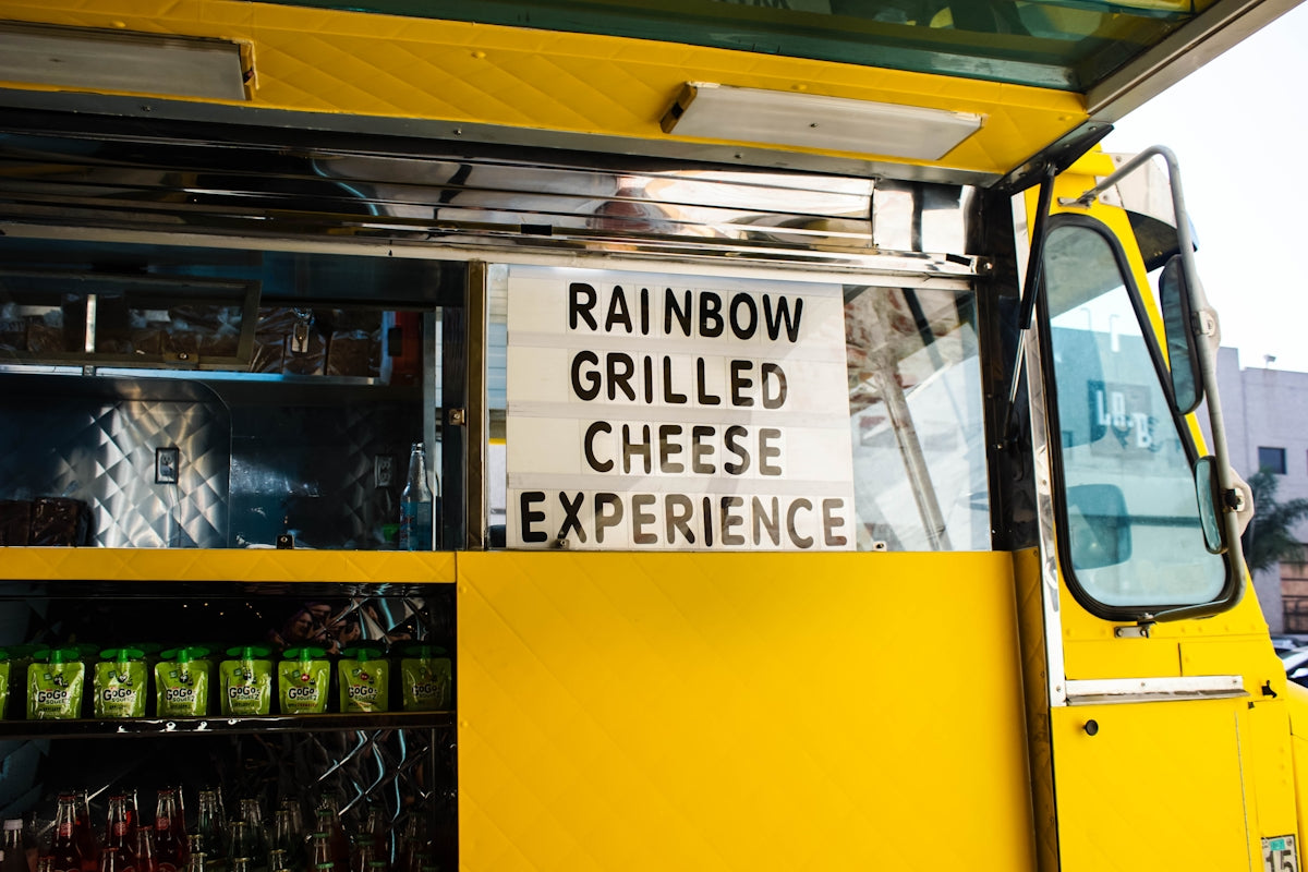 Discover Your Culinary Dreams with BlackTree: India’s No.1 Food Truck Brand and Gourmet Food Truck Deals with 100% Cashback Offers