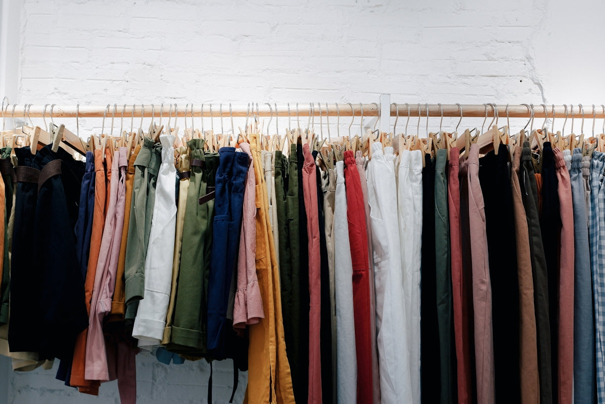 How to Style Light Blue Loose Fit Jeans from BlackTree for Every Occasion Discovering India’s Best Denim Brand in Trendy Streetwear 2025