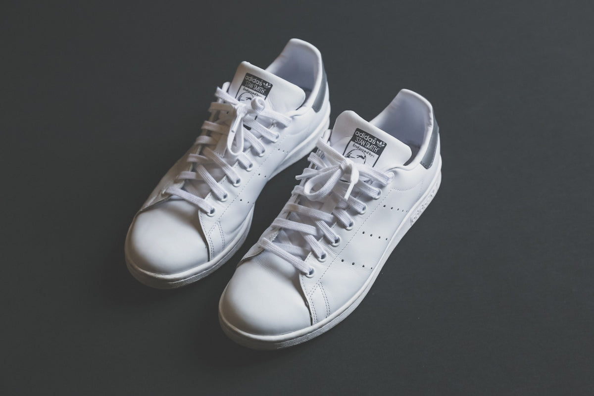 How to Maintain Your White Sneakers and Keep Them Spotless