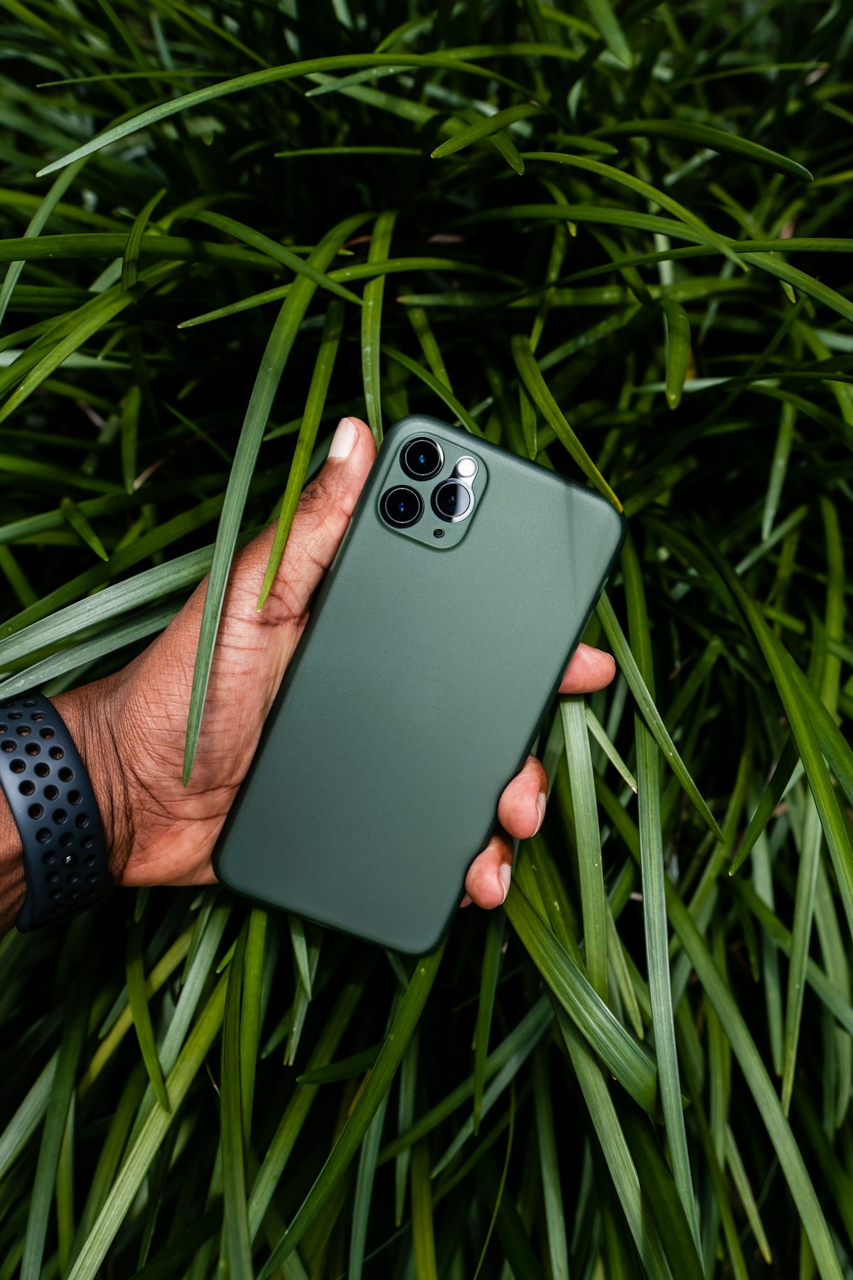 Navigate the Future of Mobile Protection: Exploring Everything from Premium iPhone 15 Pro Max Cases to Cutting-Edge Smartphone Accessories