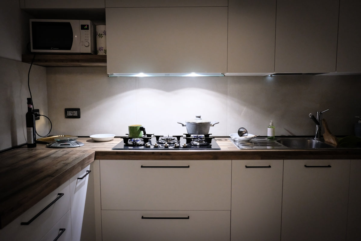 Maximize Your Smart Kitchen with Milton’s Thunder Pet Water Bottle: Space-Saving Modular Designs and Stainless Steel Kitchenware