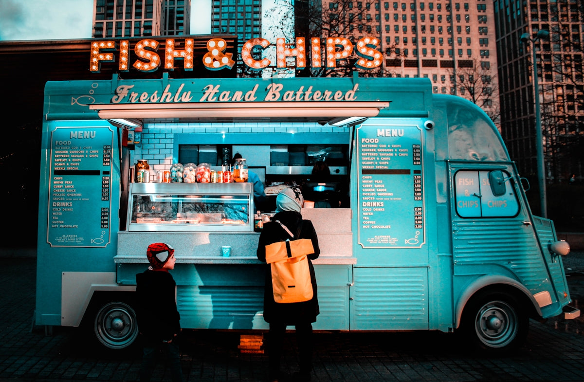 Why Choose BlackTree for Your Food Truck Business: Top Vegan Street Food Truck Features and Instant Cashback Opportunities