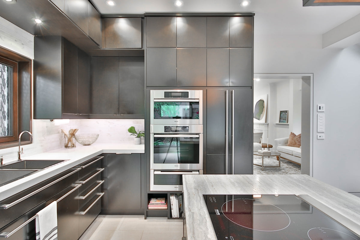 Elevate Your Smart Kitchen: Discover the Versatility of the Granite Induction Base Pressure Cooker for Urban Modular Designs