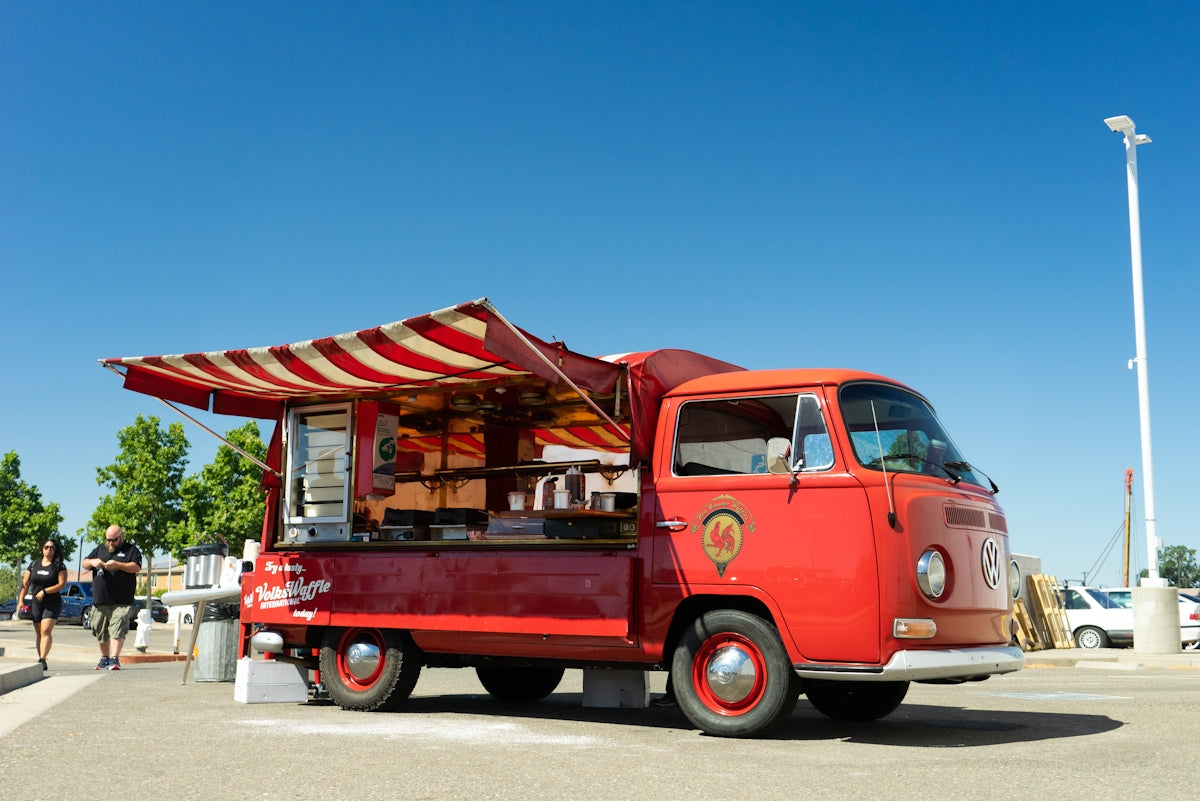 Exploring Sustainable Ventures: Start Your Food Truck Journey with BlackTree’s 100% Cashback and Essential Permits Guide