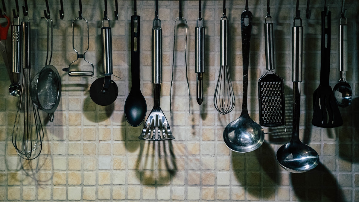 ‘The Ultimate Guide to Silo Containers by Milton: Essential Modular Kitchen Accessories for Smart and Space-saving Kitchen Storage’