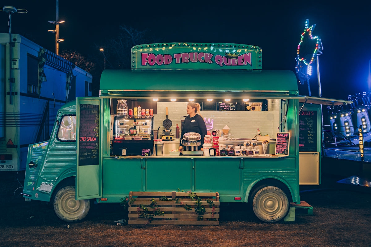Explore 2025’s Most Profitable Food Truck Niches with BlackTree: India’s Leading Brand Offering 100% Cashback on Fully Equipped Mobile Kitchens