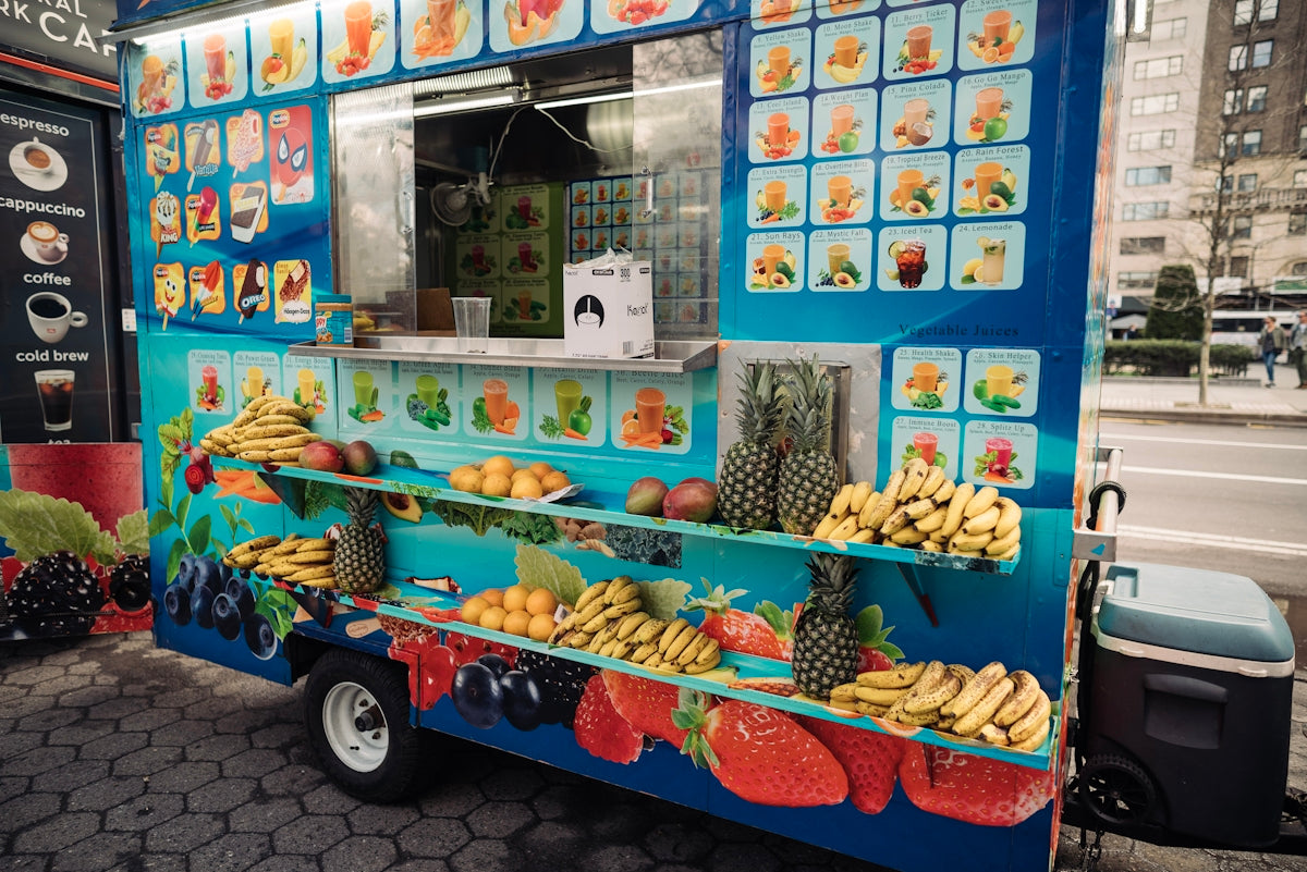 Trailblazing the Culinary World: Discover BlackTree’s 22-ft Food Truck and Experience 100% Cashback Gourmet Deals