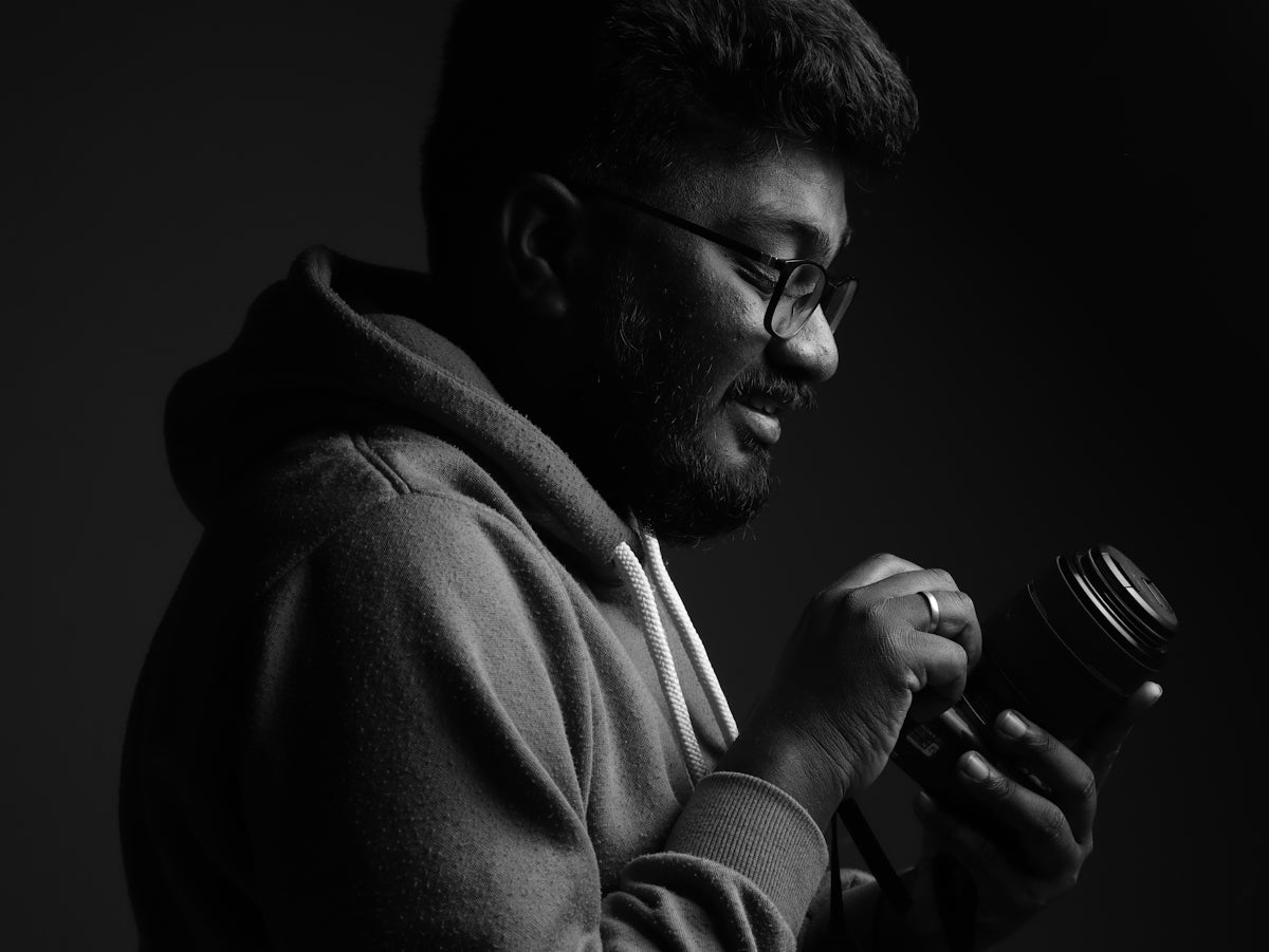 How to Select Premium iPhone Cases in India for Ultimate Style and Protection