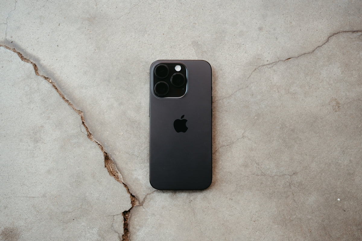 Discover the Perfect Blend: From Premium iPhone 15 Pro Max Cases to Luxury Leather Covers for Every Mobile User
