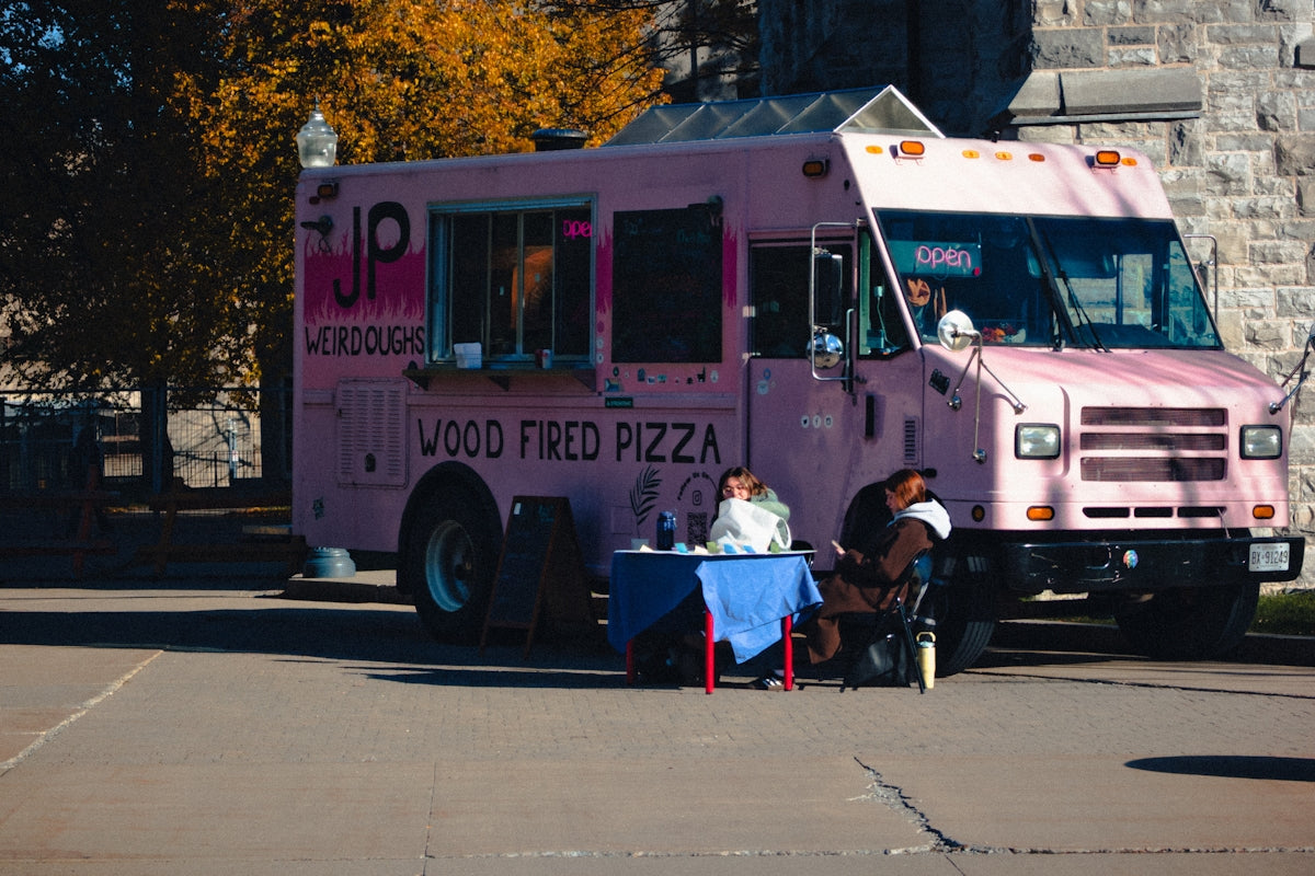 Kickstart Your Food Truck Business with BlackTree: Explore Gourmet Deals Vegan Offerings and 100% Cashback Opportunities